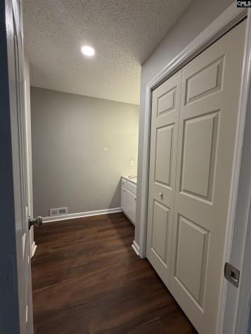 6 Crescent Lane Columbia SC 29212