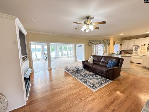 83 Beaufort Shores Prosperity SC 29127