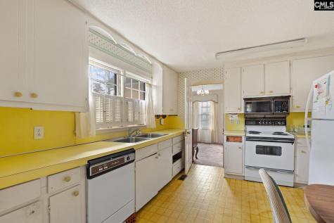 212 Ridge Street Bishopville SC 29010