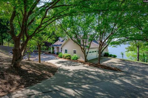 2577 Harbor View Road Camden SC 29020