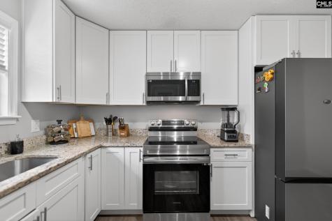 140 Twin Oaks Lane Columbia SC 29209-4241