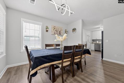 140 Twin Oaks Lane Columbia SC 29209-4241
