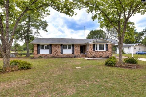 4136 N Lake Cherryvale Drive Sumter SC 29154