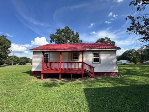127 Dry Gulch Saluda SC 29138