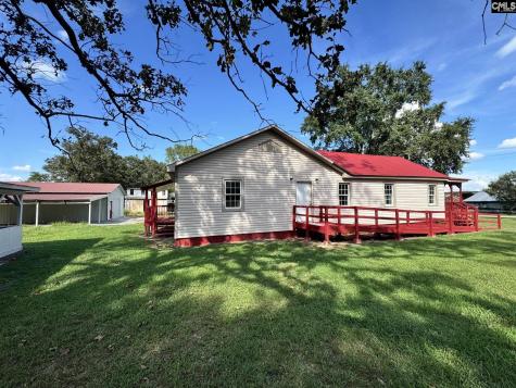 127 Dry Gulch Saluda SC 29138