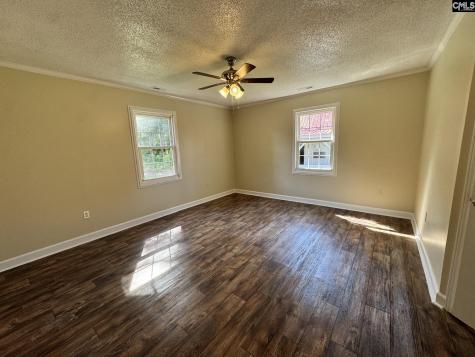 127 Dry Gulch Saluda SC 29138