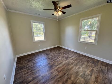 127 Dry Gulch Saluda SC 29138