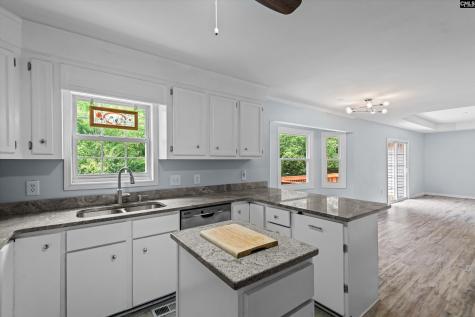 156 Crown Point Road Lexington SC 29073
