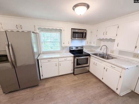 1502 Pine Street West Columbia SC 29172