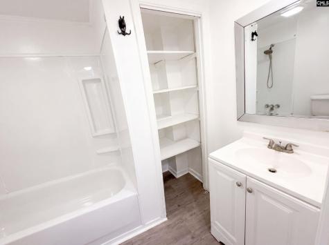 1502 Pine Street West Columbia SC 29172