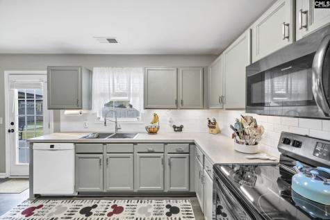 727 Applegate Lane Columbia SC 29209
