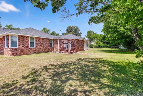 116 W Moultrie St Street Winnsboro SC 29180