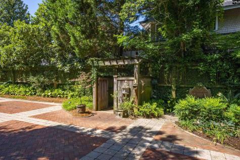 121 Saluda Avenue Columbia SC 29205