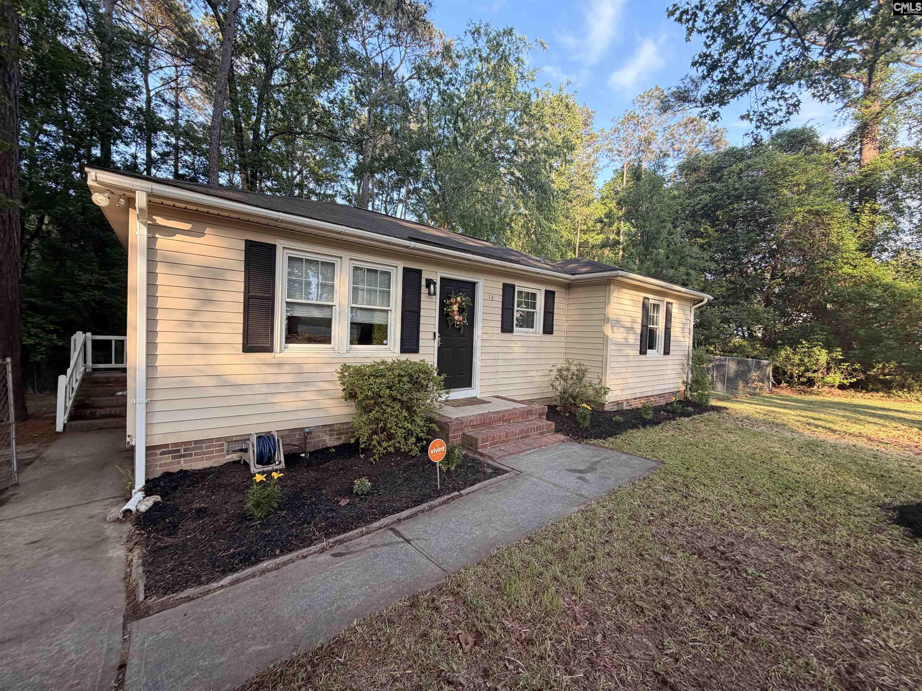 13 Dresden Circle Columbia SC 29203