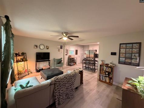 13 Dresden Circle Columbia SC 29203