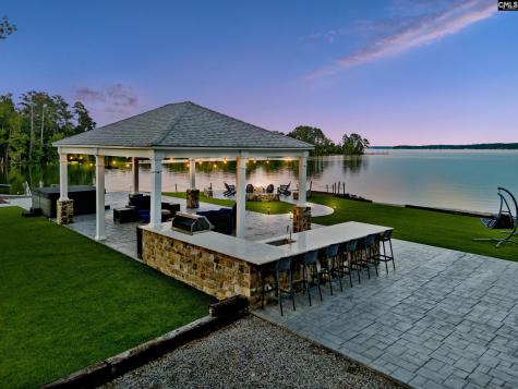 1075 Retreat Way Ridgeway SC 29130