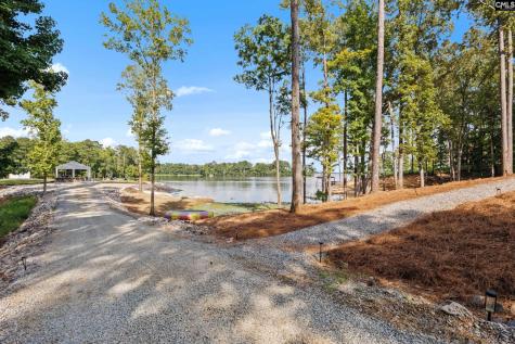 1075 Retreat Way Ridgeway SC 29130