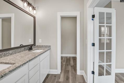 Tbd Horses Neck Road Swansea SC 29160