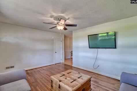 1846 Charleston Highway Cayce SC 29033