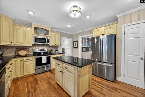 5703 Ravenwood Road Columbia SC 29206-1557