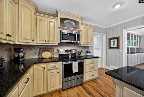 5703 Ravenwood Road Columbia SC 29206-1557
