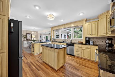 5703 Ravenwood Road Columbia SC 29206-1557