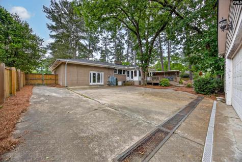 5703 Ravenwood Road Columbia SC 29206-1557