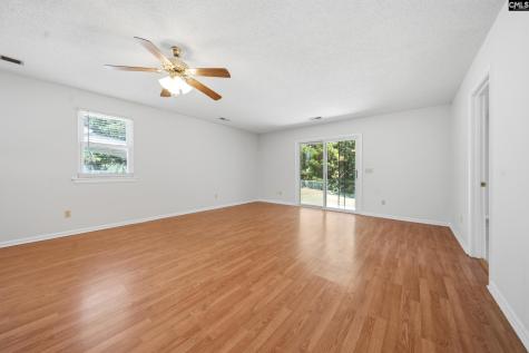 1701 Oak Street Cayce SC 29033