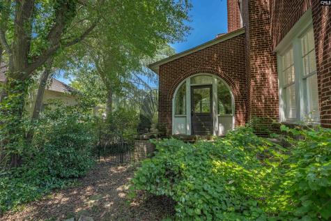 902 Maple Street Columbia SC 29205