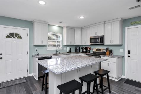 707 Holland Avenue Cayce SC 29033