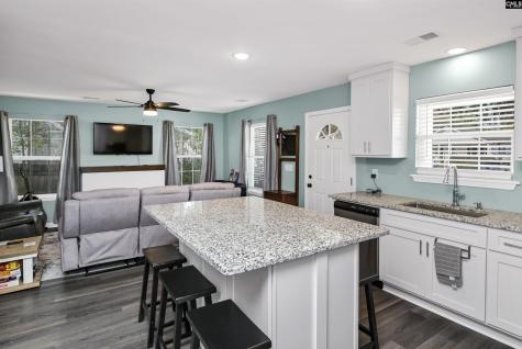707 Holland Avenue Cayce SC 29033