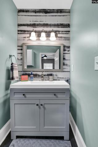 707 Holland Avenue Cayce SC 29033