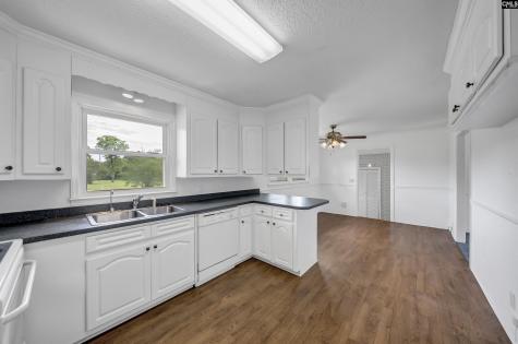 1833 Cupstid Street Cayce SC 29033
