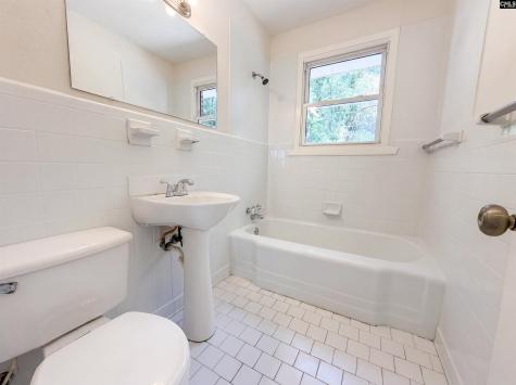2112 Axson Street Cayce SC 29033