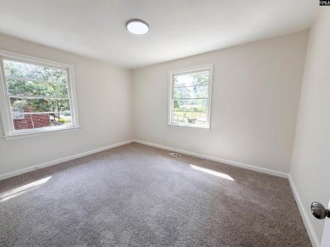 2112 Axson Street Cayce SC 29033