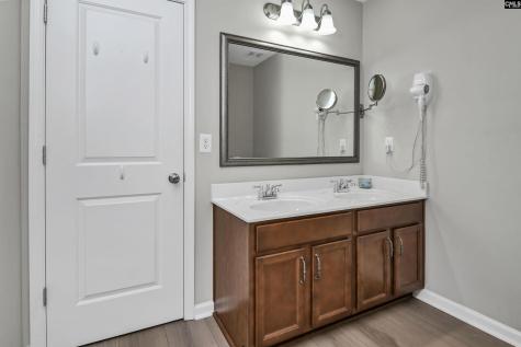 180 Rossmore Drive Cayce SC 29033