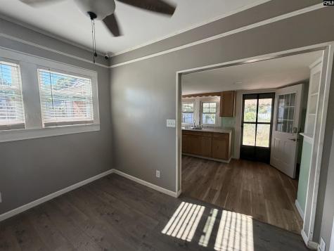 2012 Charles Street Newberry SC 29108