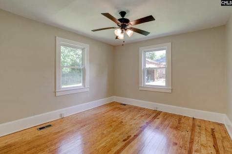 1513 Sarsfield Avenue Camden SC 29020