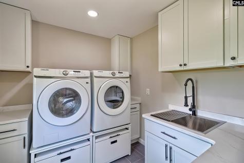 1601 Sunnyside Drive Cayce SC 29033