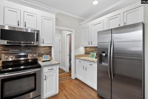 17 Oak Hollow Court Columbia SC 29209-1939