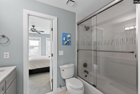 17 Oak Hollow Court Columbia SC 29209-1939