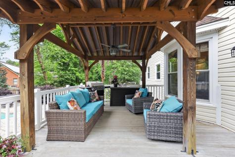 17 Oak Hollow Court Columbia SC 29209-1939
