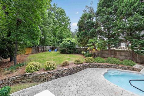 17 Oak Hollow Court Columbia SC 29209-1939