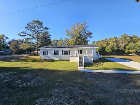 1561 Bradley Road Camden SC 29020