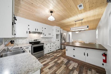 215 Summerland Avenue Batesburg SC 29006