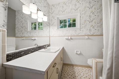 215 Summerland Avenue Batesburg SC 29006