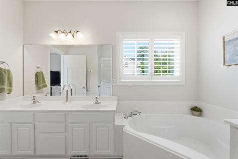 114 Leslie Loch Lane Columbia SC 29212