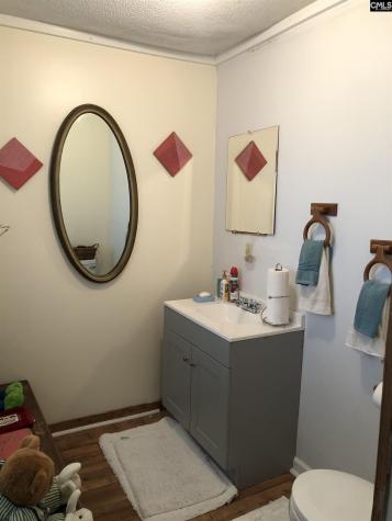 1005 Lesane Pressley Lynchburg SC 29080