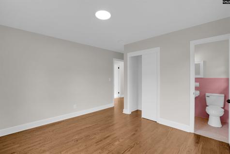 1462 Dahlia Columbia SC 29205