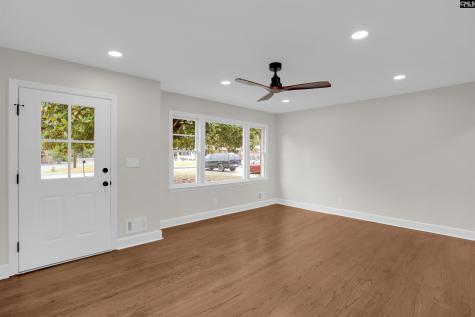 1462 Dahlia Columbia SC 29205